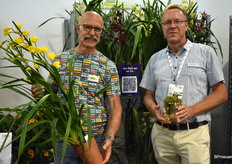 Martien Komen en Gert Jan Rigter: “Het is goed om de kwekers en kopers weer bij elkaar te zijn.”